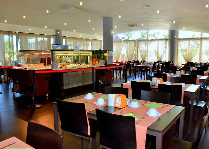 Charming Coastal In 公寓 *