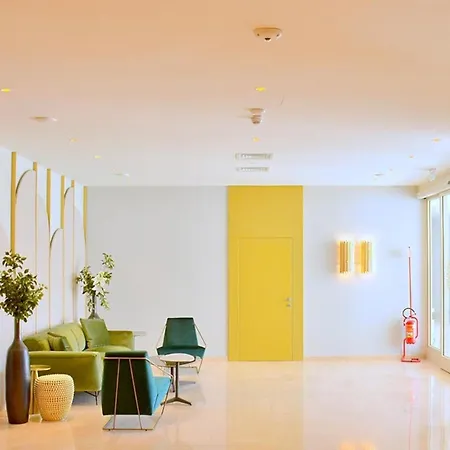 Apartment Charming Coastal In *